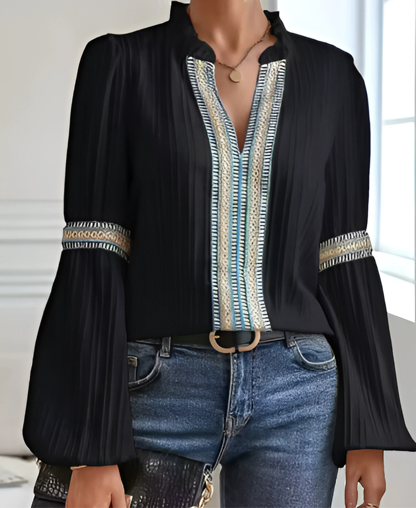 GRETA™ - Vintageblus med V-ringning