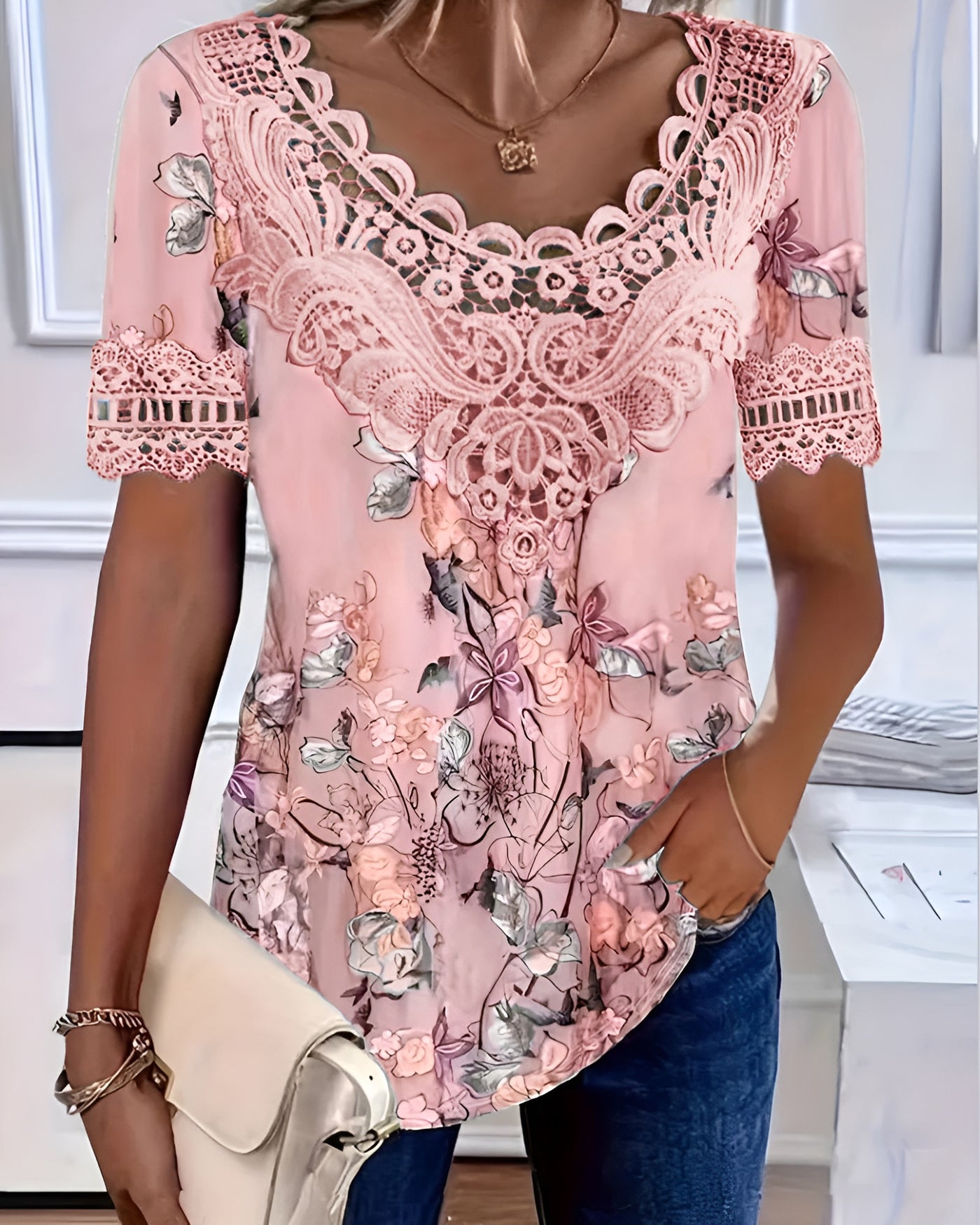 HEDDA™ - T-shirt med blommönster och korta ärmar
