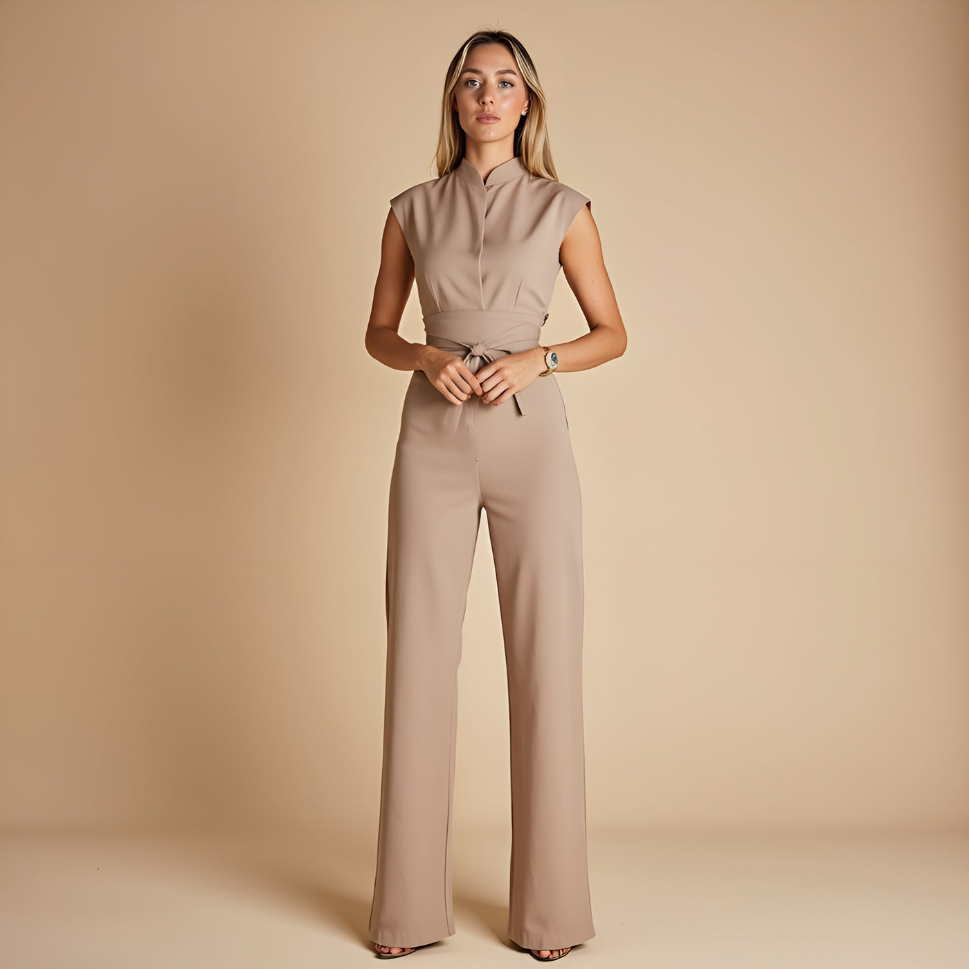 LOVISA™ - Ärmlös byxdress